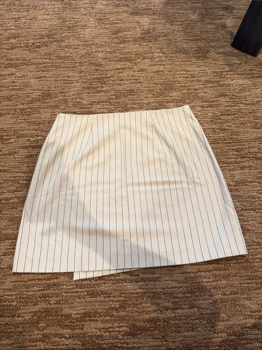 LOFT Cream Mini Skirt with Navy Pinstripes - Picture 2 of 3